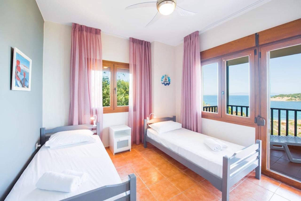 Nereus & Oceanus Beachfront Apartments, Lagonisi Beach #Feelslikehome Ормос Пангиас Екстериор снимка