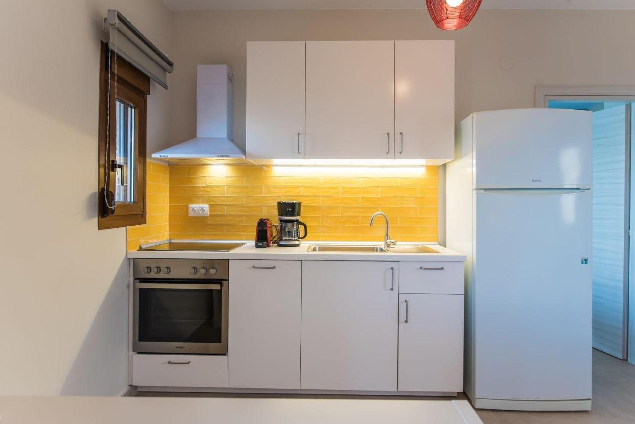 Nereus & Oceanus Beachfront Apartments, Lagonisi Beach #Feelslikehome Ормос Пангиас Екстериор снимка