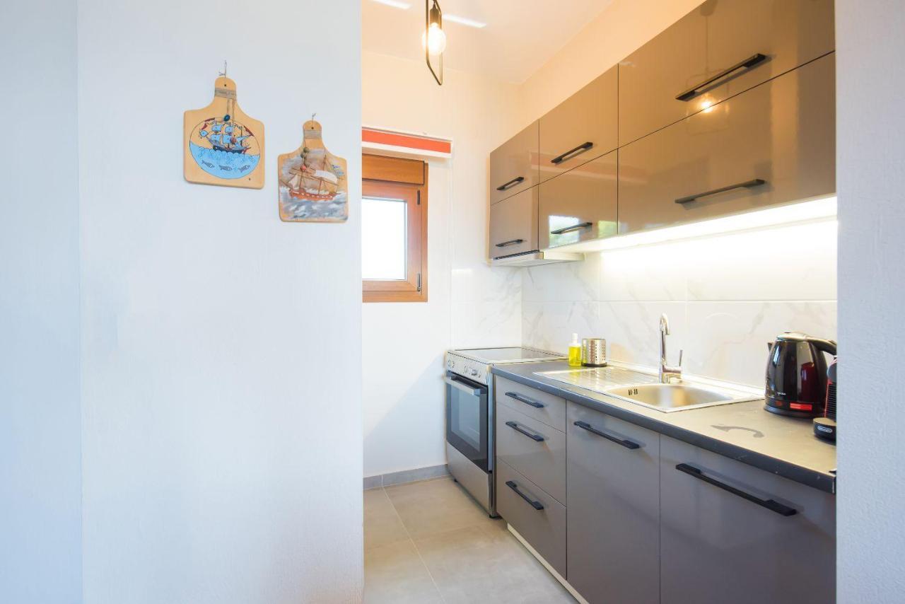 Nereus & Oceanus Beachfront Apartments, Lagonisi Beach #Feelslikehome Ормос Пангиас Екстериор снимка
