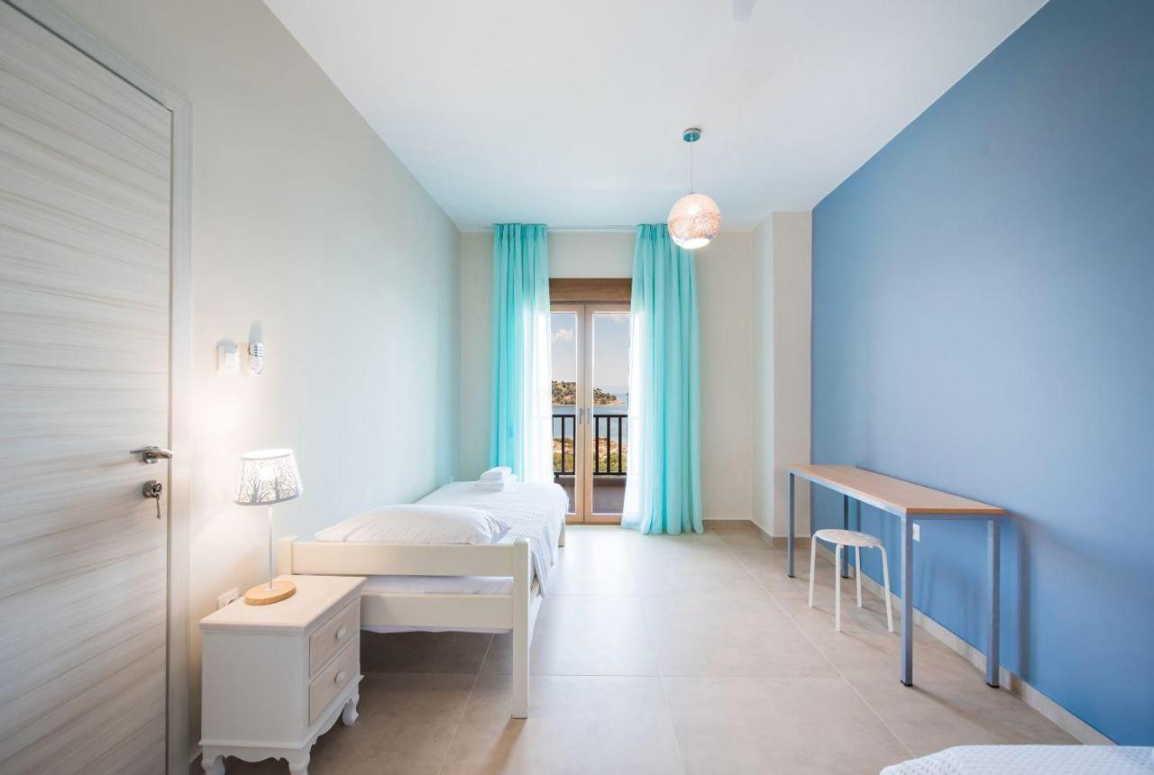 Nereus & Oceanus Beachfront Apartments, Lagonisi Beach #Feelslikehome Ормос Пангиас Екстериор снимка