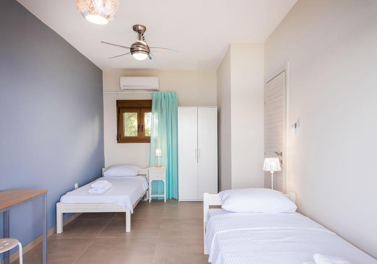 Nereus & Oceanus Beachfront Apartments, Lagonisi Beach #Feelslikehome Ормос Пангиас Екстериор снимка