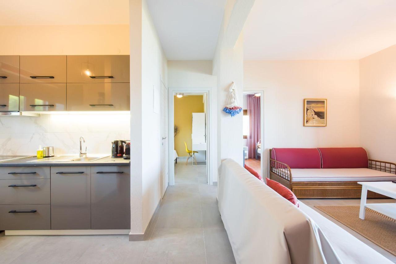 Nereus & Oceanus Beachfront Apartments, Lagonisi Beach #Feelslikehome Ормос Пангиас Екстериор снимка